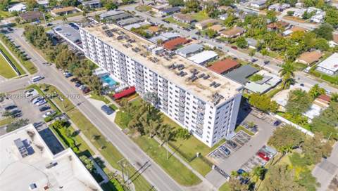 1251 NE 108th St 617, Miami FL - photo 6 of 22