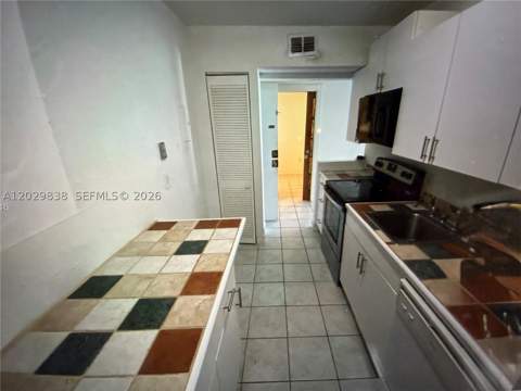 1251 NE 108th St 617, Miami FL - photo 8 of 22