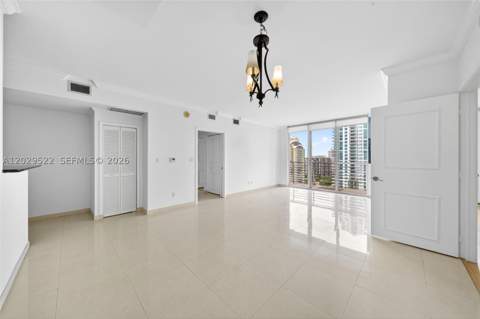 325 S Biscayne Blvd 2219, Miami FL - photo 10 of 29