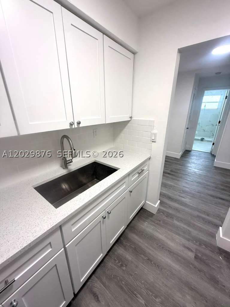 1 bedroom Condominium at 12195 W Dixie Hwy 6E, Park Fountain Condo, North Miami — photo 2
