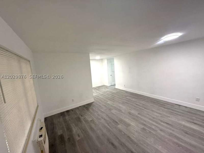 1 bedroom Condominium at 12195 W Dixie Hwy 6E, Park Fountain Condo, North Miami — photo 5
