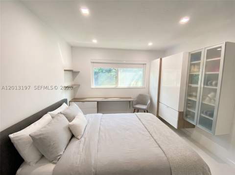 21335 NE 19th Ct, Miami FL - photo 14 of 28