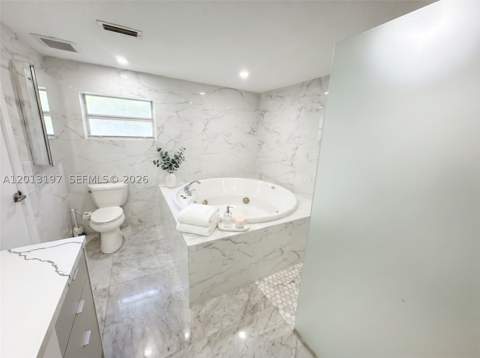 21335 NE 19th Ct, Miami FL - photo 16 of 28