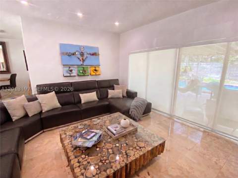21335 NE 19th Ct, Miami FL - photo 8 of 28