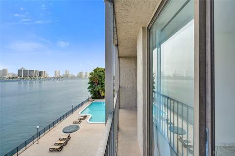 17500 N Bay Rd S403, Sunny Isles Beach FL - photo 14 of 42