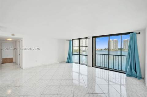 17500 N Bay Rd S403, Sunny Isles Beach FL - photo 9 of 42