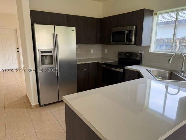 4 bedroom SingleFamilyResidence at 706 SE 14th Ave, Tennessee Estates, Homestead — photo 3