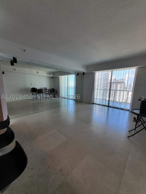 1900 N Bayshore Dr 2415, Miami FL - photo 14 of 22