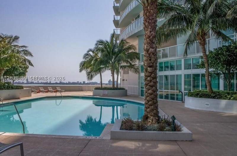 2 bedroom Condominium at 1900 N Bayshore Dr 2415, Quantum On The Bay Condo, Miami — photo 2