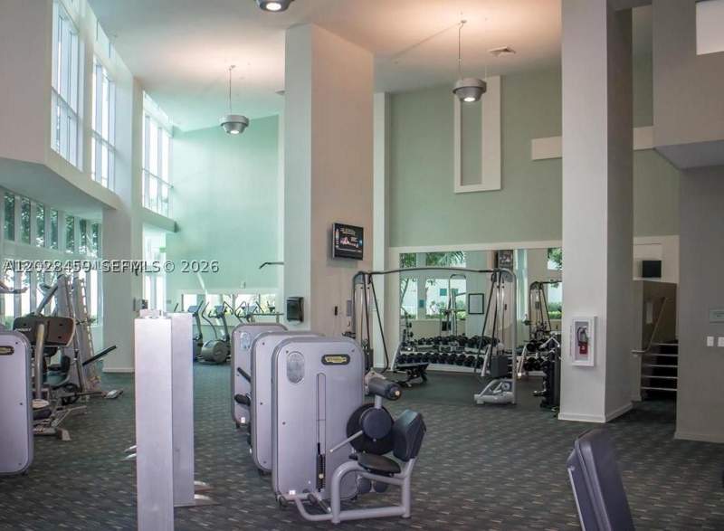 2 bedroom Condominium at 1900 N Bayshore Dr 2415, Quantum On The Bay Condo, Miami — photo 3