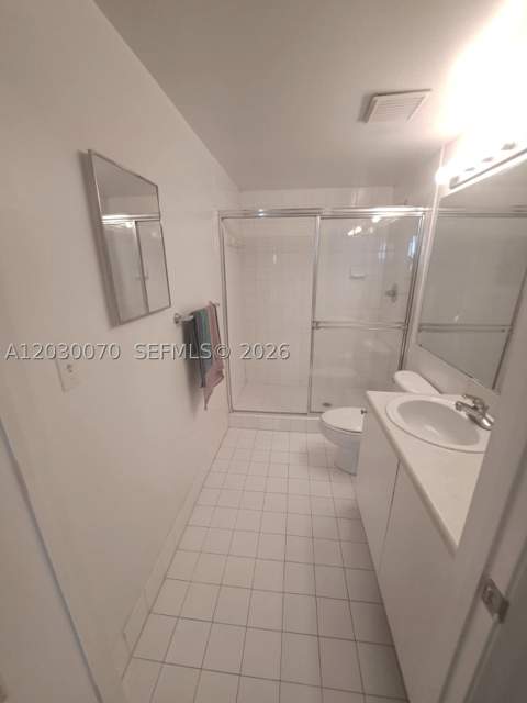 5085 NW 7th St 602, Miami FL - photo 10 of 28