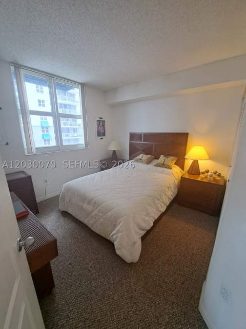 5085 NW 7th St 602, Miami FL - photo 9 of 28