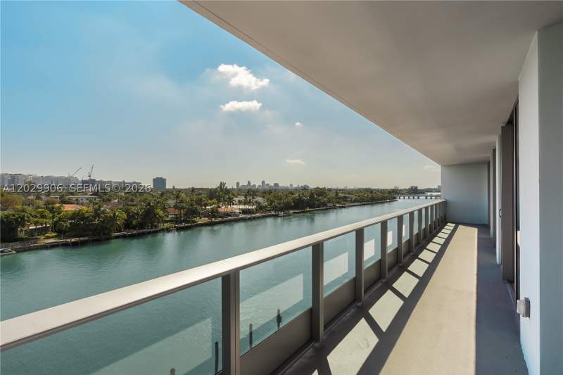 3 bedroom Condominium at 9201 E Bay Harbor Dr 603, Bay Harbor Island, Bay Harbor Islands — photo 3
