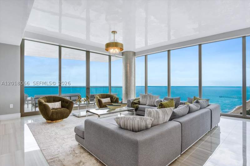 5 bedroom Condominium at 17901 Collins Ave 2704, North Biscayne Beach Amen, Sunny Isles Beach — photo 2