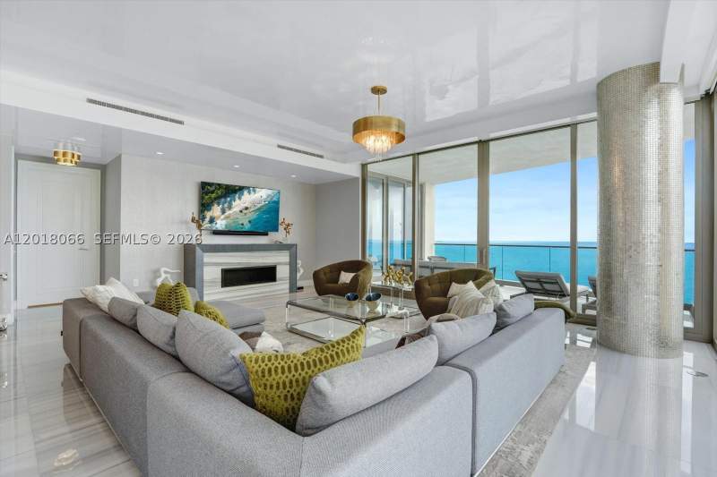 5 bedroom Condominium at 17901 Collins Ave 2704, North Biscayne Beach Amen, Sunny Isles Beach — photo 3
