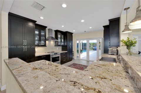 6970 SW 124th St, Pinecrest FL - photo 8 of 22