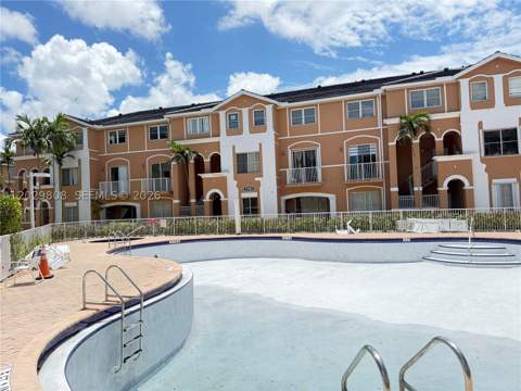 7080 NW 177th St 209-13, Hialeah FL - photo 17 of 19
