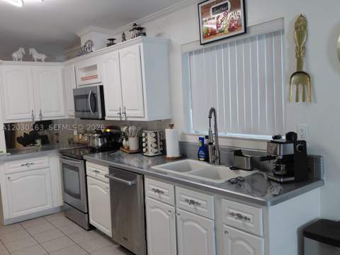 35303 SW 180th Ave, Homestead FL - photo 10 of 23