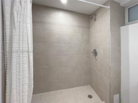 1670 Bay Rd 2D, Miami Beach FL - photo 12 of 19