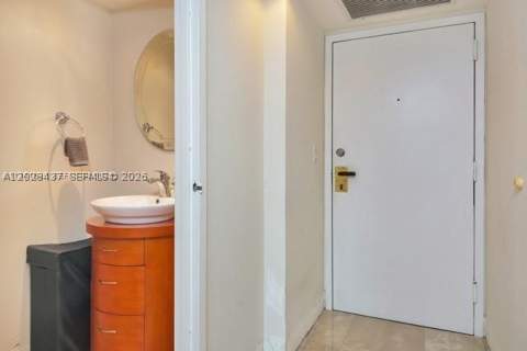 555 NE 15th St 16H, Miami FL - photo 7 of 31