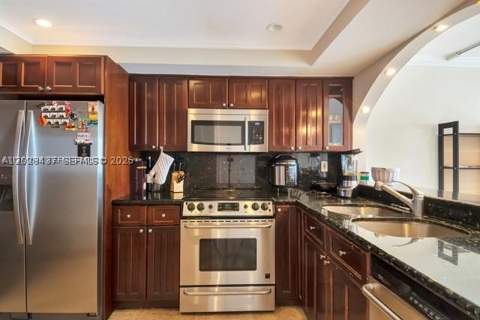 555 NE 15th St 16H, Miami FL - photo 8 of 31