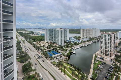 15901 Collins Ave 2004, Sunny Isles Beach FL - photo 20 of 45