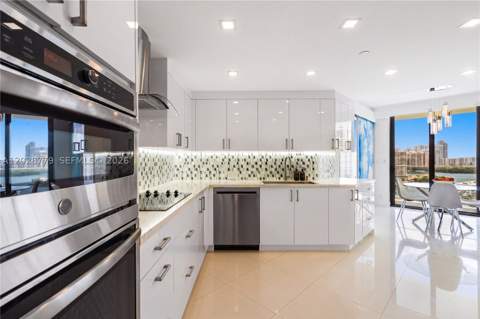 2800 Island Blvd 1605, Aventura FL - photo 14 of 33