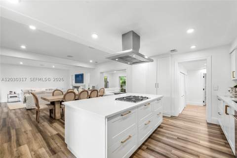 5236 Pine Tree Dr, Miami Beach FL - photo 15 of 52