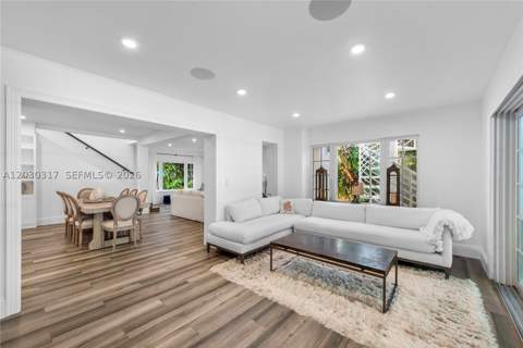 5236 Pine Tree Dr, Miami Beach FL - photo 20 of 52