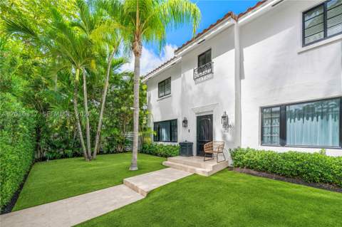 5236 Pine Tree Dr, Miami Beach FL - photo 6 of 52