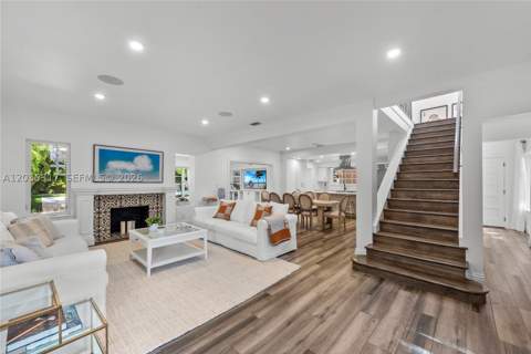 5236 Pine Tree Dr, Miami Beach FL - photo 7 of 52