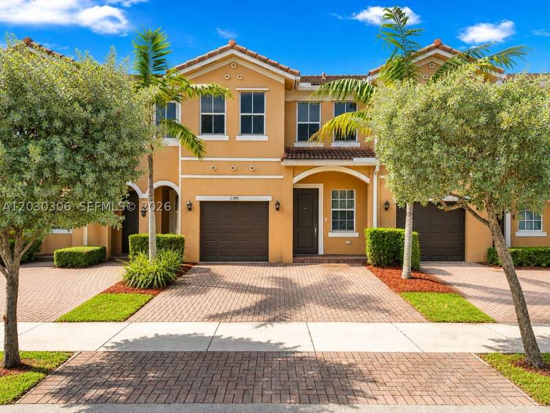 4 bedroom Townhouse at 2390 SE 15th St, Keys Garden, Homestead — photo 2