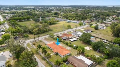 1895 NW 175th St, Miami Gardens FL - photo 18 of 92
