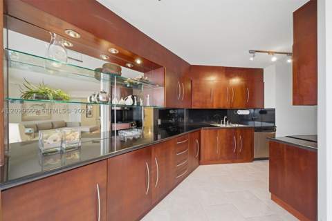 3610 Yacht Club Dr 1115, Aventura FL - photo 12 of 42