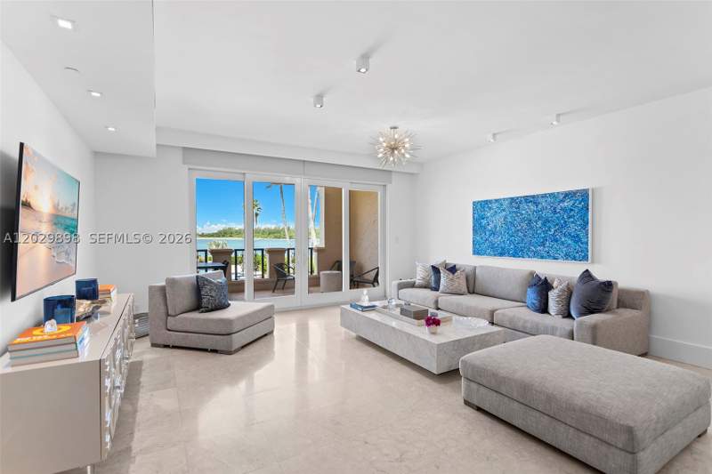 2 bedroom Condominium at 2122 Fisher Island Dr 2122, Bayside Village East, Miami Beach — photo 3