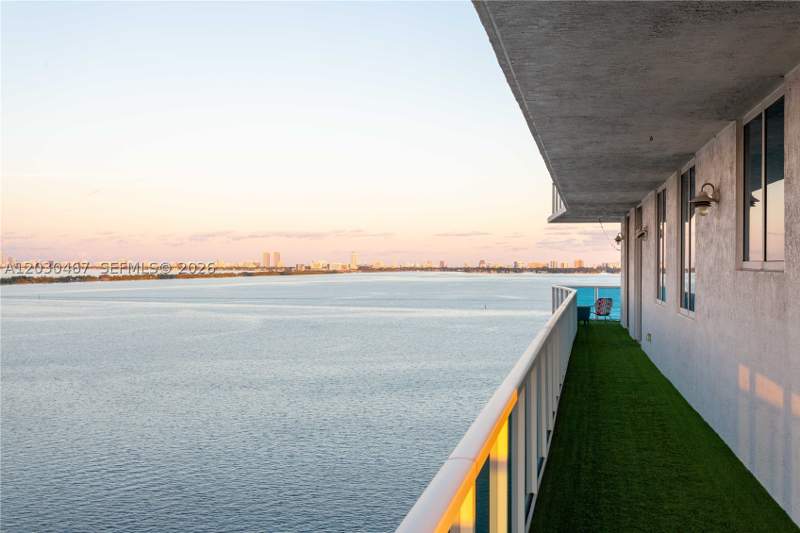 2 bedroom Condominium at 700 NE 25th St 1003, Star Lofts On The Bay Con, Miami — photo 3