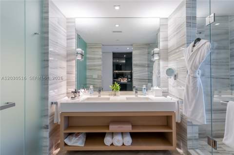 2201 Collins Ave 707, Miami Beach FL - photo 8 of 15