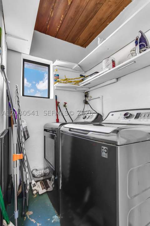11534 NE 13th Ave, Miami FL - photo 14 of 44
