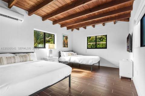 11534 NE 13th Ave, Miami FL - photo 17 of 44