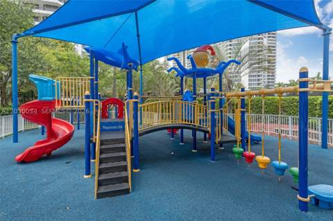 3500 Mystic Pointe Dr 1205, Aventura FL - photo 23 of 25