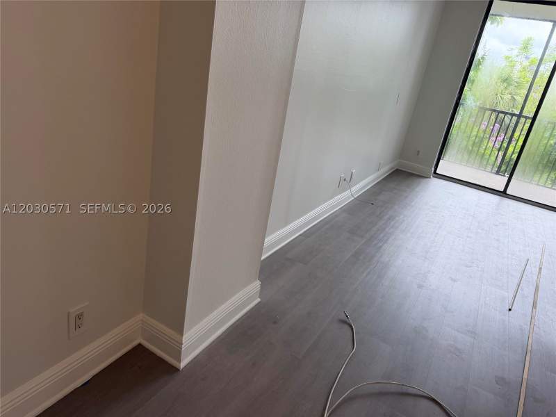 2 bedroom Condominium at 3301 N Country Club Dr 407, Bravura I Condo, Aventura — photo 5