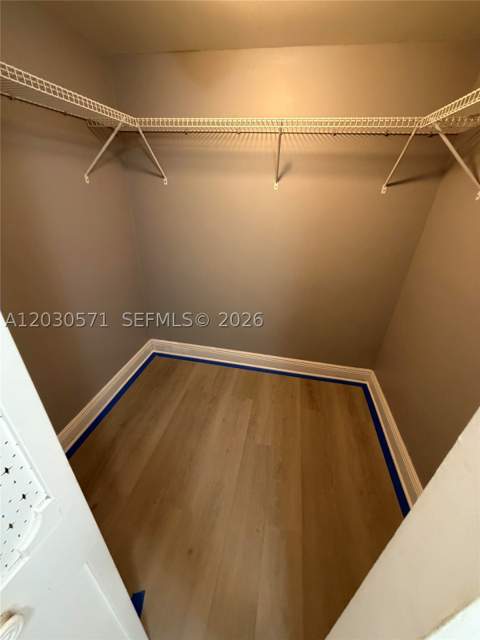 3301 N Country Club Dr 407, Aventura FL - photo 9 of 9