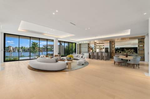 360 S Hibiscus Drive, Miami Beach FL - photo 11 of 93