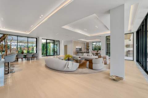 360 S Hibiscus Drive, Miami Beach FL - photo 21 of 93