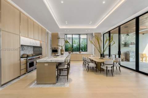 360 S Hibiscus Drive, Miami Beach FL - photo 23 of 93