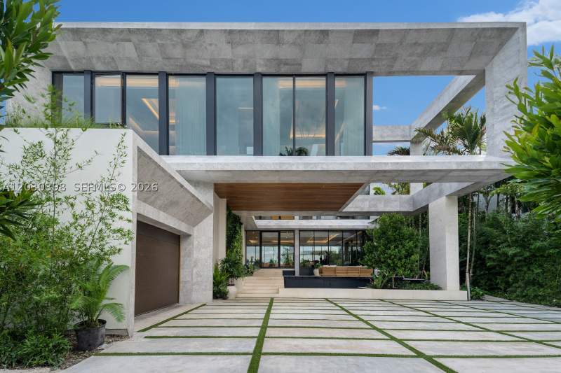 7 bedroom SingleFamilyResidence at 360 S Hibiscus Drive, Hibiscus Island, Miami Beach — photo 4