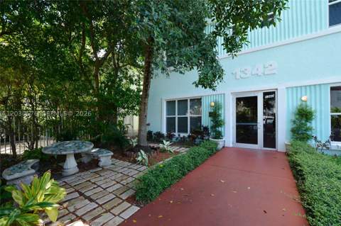 1342 Drexel Ave 105, Miami Beach FL - photo 8 of 11