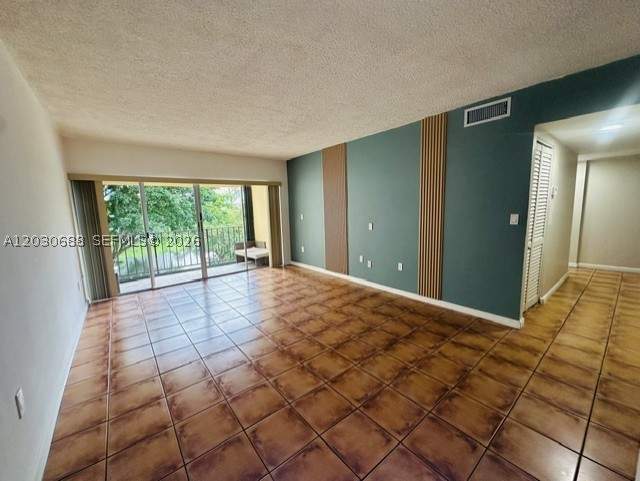 2 bedroom Condominium at 8775 Park Blvd 309, Fernwoods Condo No 1, Miami — photo 2