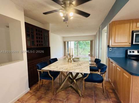 8775 Park Blvd 309, Miami FL - photo 6 of 19