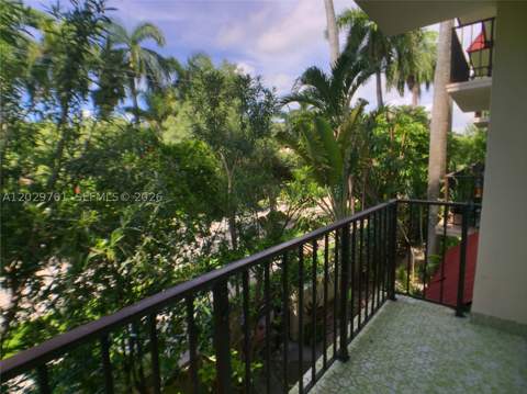 1821 Jefferson Ave 205, Miami Beach FL - photo 10 of 24